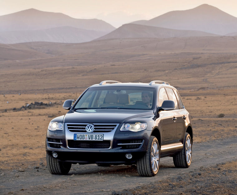 2008 Volkswagen Touareg V10 TDI Picture / Pic / Image